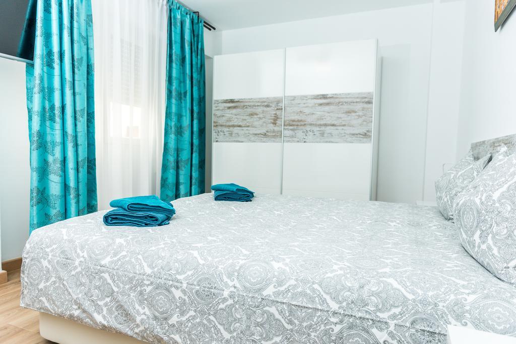 Modern Apartment Playa Валенсія Екстер'єр фото
